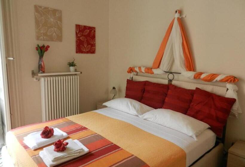 اتاق استاندارد چهار تخته, Rossocorallo B&b