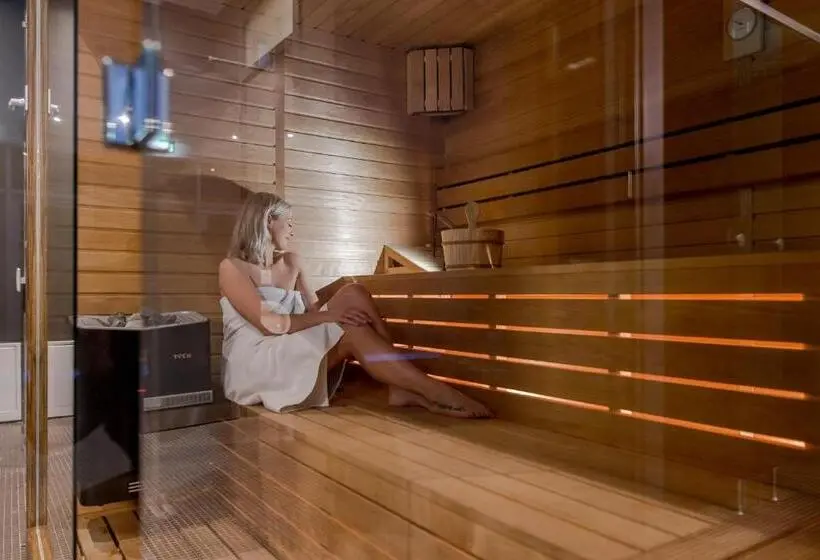 Deluxe-huone Parveke, Salona Palace
