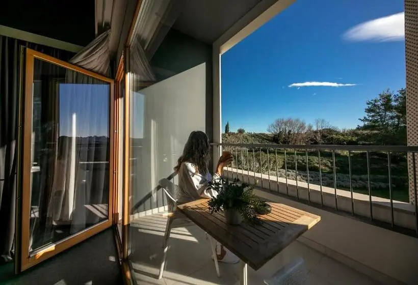 Deluxe-huone Parveke, Salona Palace