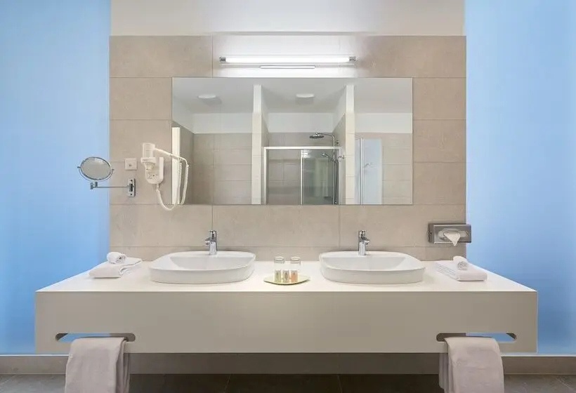Deluxe-sviitti, Salona Palace