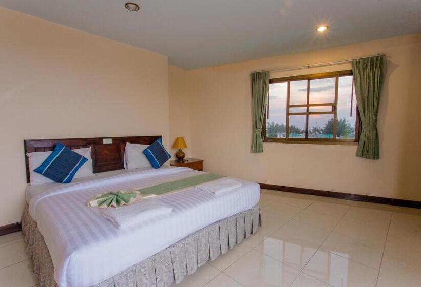 חדר משפחתי, Surin Sunset Hotel   Sha