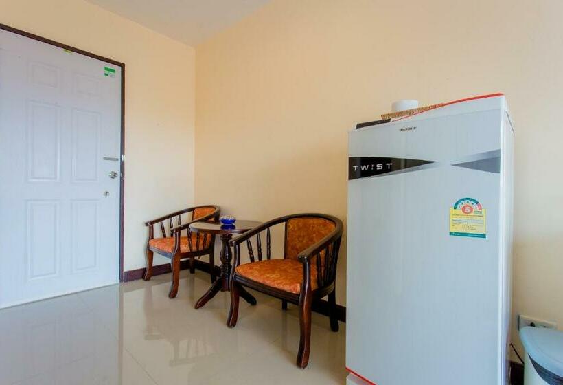 חדר סטנדרט נוף לים עם מרפסת, Surin Sunset Hotel   Sha