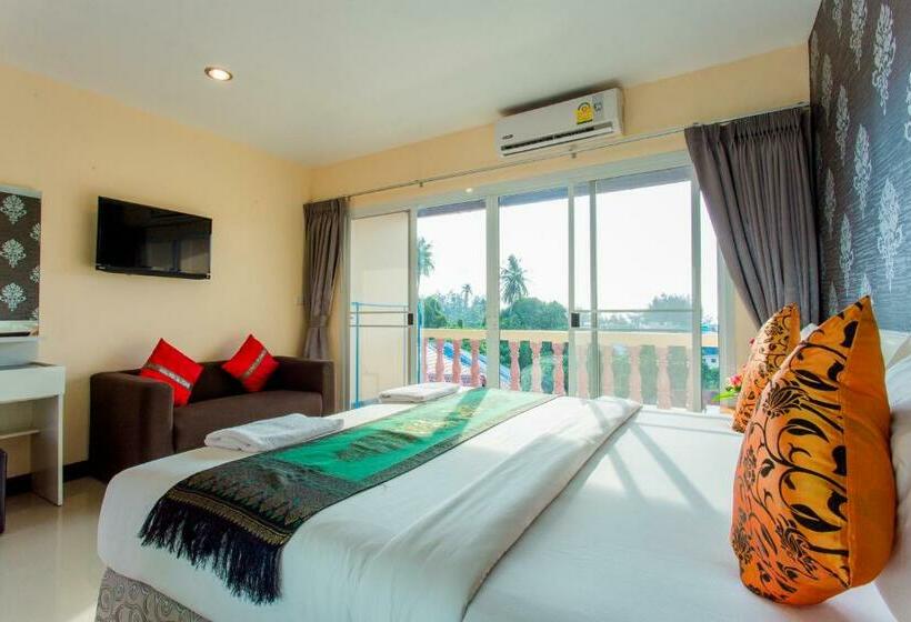 חדר סטנדרט נוף לים עם מרפסת, Surin Sunset Hotel   Sha