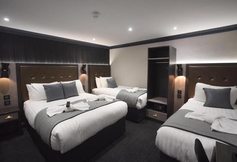 디럭스 4인 룸, The House Of Toby