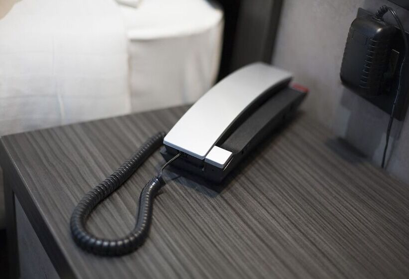 싱글 디럭스 룸, The House Of Toby