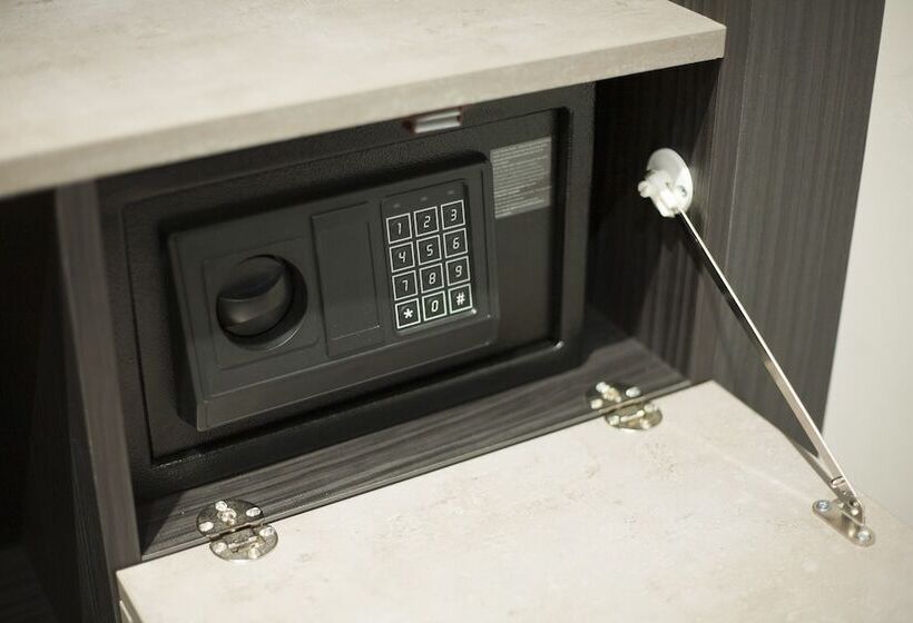 싱글 디럭스 룸, The House Of Toby