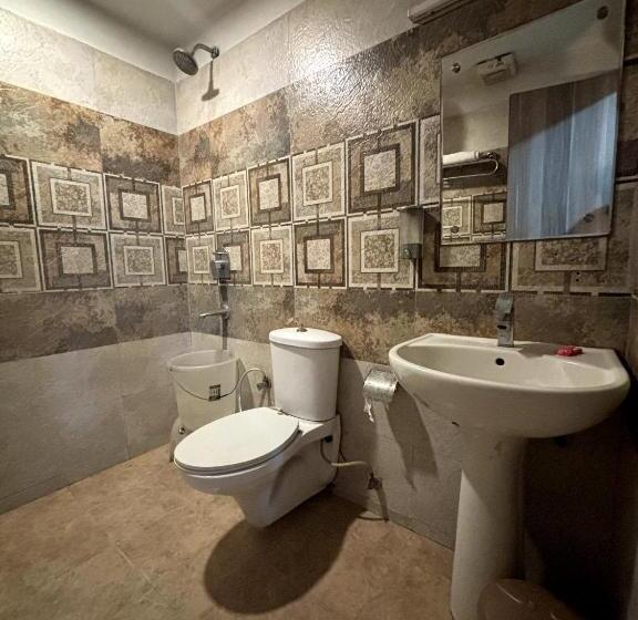 Deluxe Svit Kingsäng, Waves