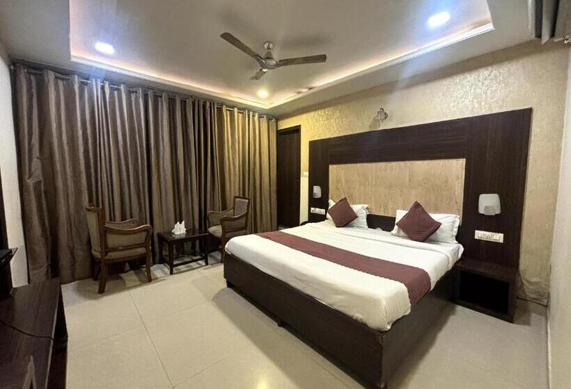 Deluxe Svit Kingsäng, Waves