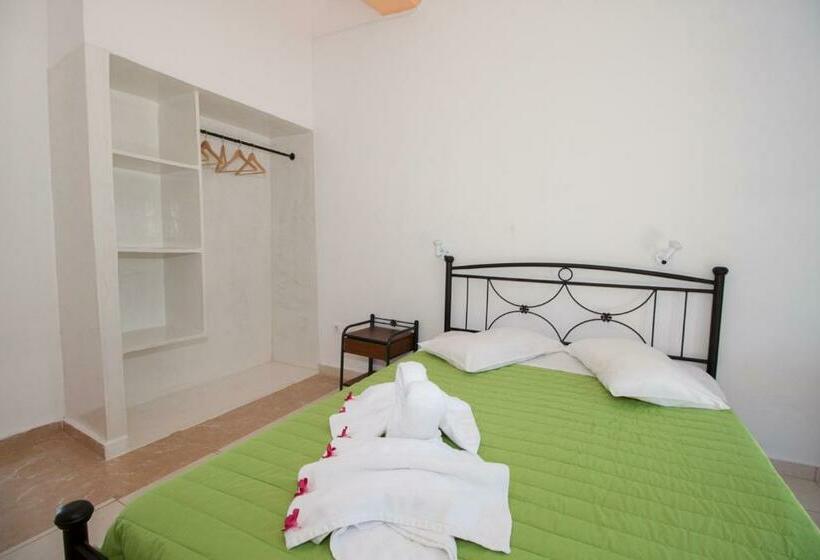 חדר סטנדרט נוף לים עם מרפסת, Kefalonia Beach Hotel & Bungalows