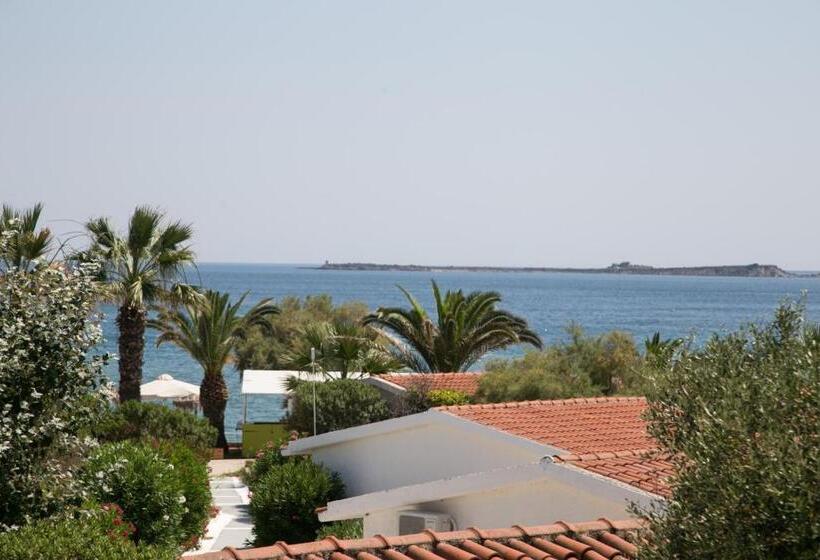 Четырехместный Номер Стандарт Вид на Море, Kefalonia Beach Hotel & Bungalows