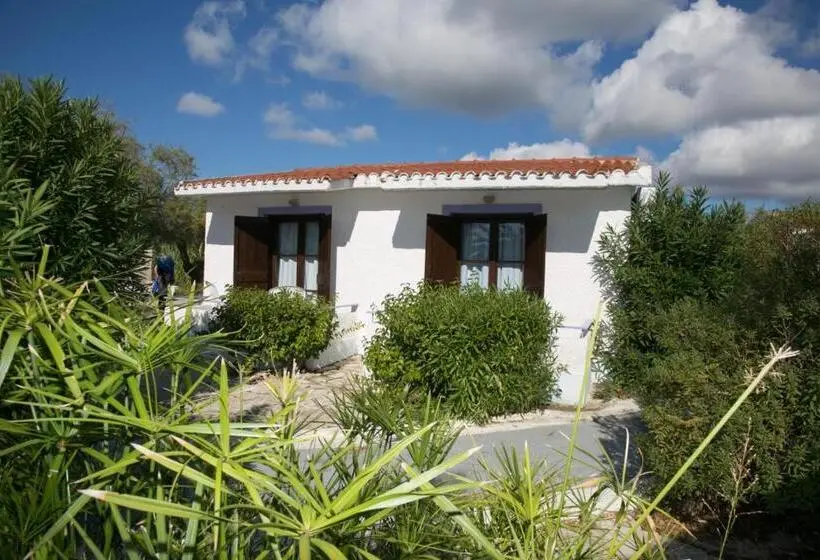 庭の見えるバルコニー月スタンダードルーム, Kefalonia Beach Hotel & Bungalows