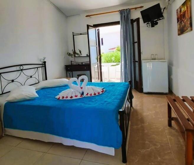 חדר סטנדרט נוף לים עם מרפסת, Kefalonia Beach Hotel & Bungalows