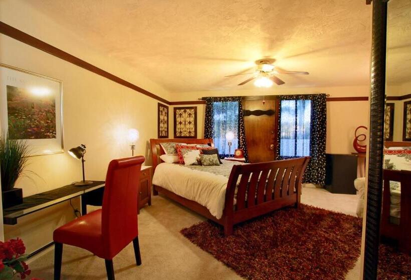 غرفة قياسية مزوَّدة بشُرفة, Vineyard Hacienda