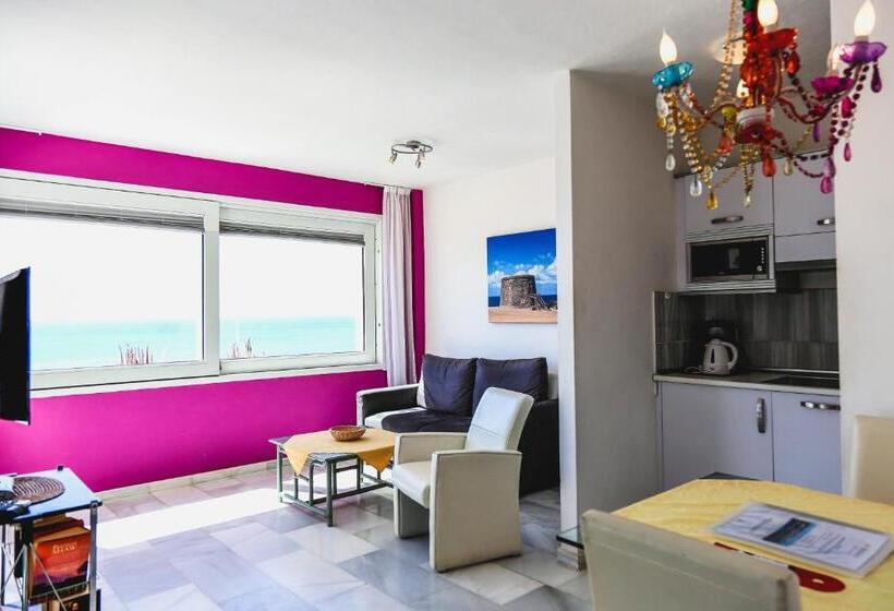带1个卧室的带海景的公寓, R2 Maryvent Beach Apartments