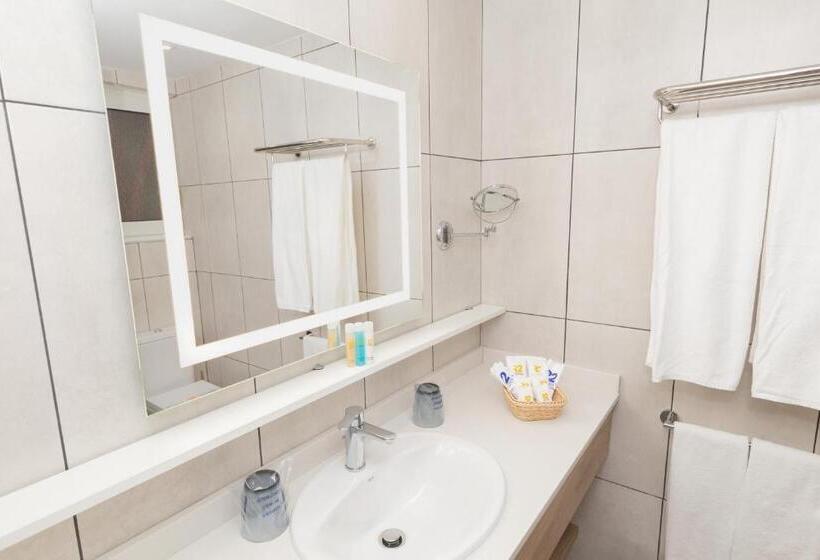 带1个卧室的高级公寓, R2 Maryvent Beach Apartments