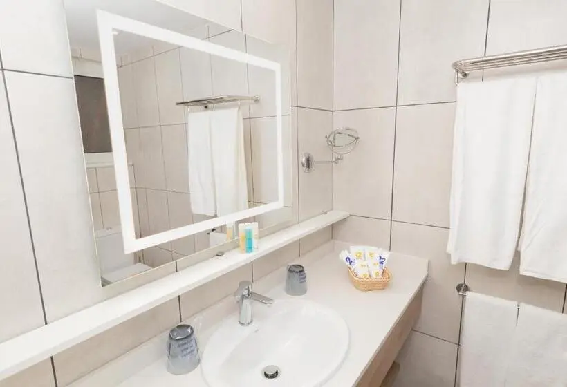 Huoneisto 1 Makuuhuone Parveke, R2 Maryvent Beach Apartments