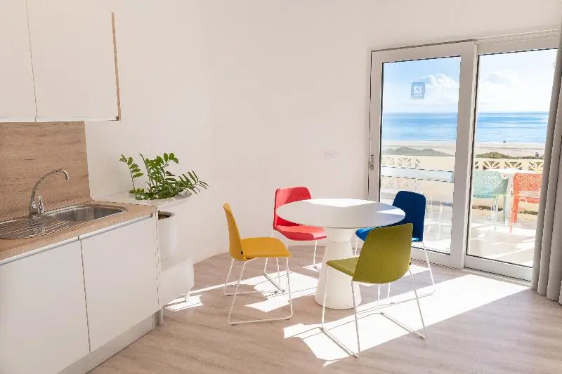 Huoneisto 1 Makuuhuone Merinäkymä, R2 Maryvent Beach Apartments