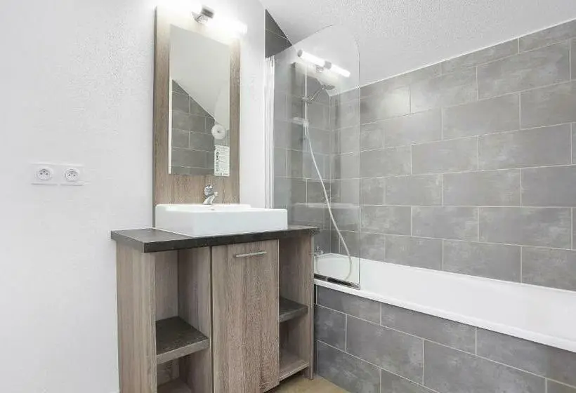 Huoneisto 1 Makuuhuone, Residence Odalys Aquisana