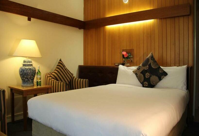 اتاق استاندارد, The Wurruk Motel