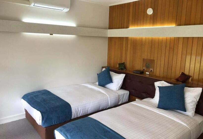 اتاق استاندارد, The Wurruk Motel