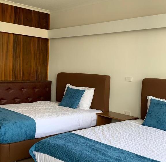 اتاق استاندارد چهار تخته, The Wurruk Motel