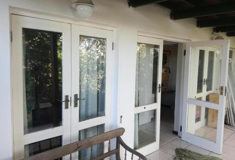 标准间带露台, Valley Guest House