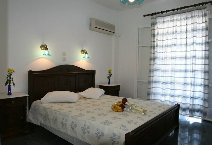 이그제큐티브 스튜디오, Erato Apartments