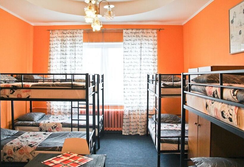共用房间的床, Allis Hall Hostel