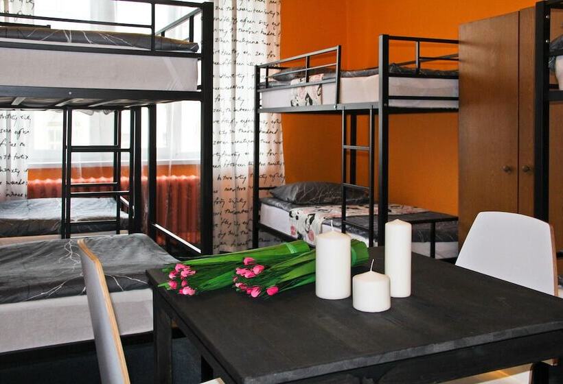 공동 객실, Allis Hall Hostel