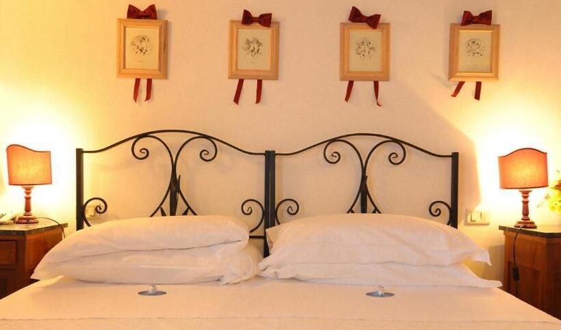 اتاق استاندارد چهار تخته, Borgo Mandoleto  Country Resort & Spa