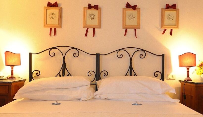 اتاق استاندارد چهار تخته, Borgo Mandoleto  Country Resort & Spa