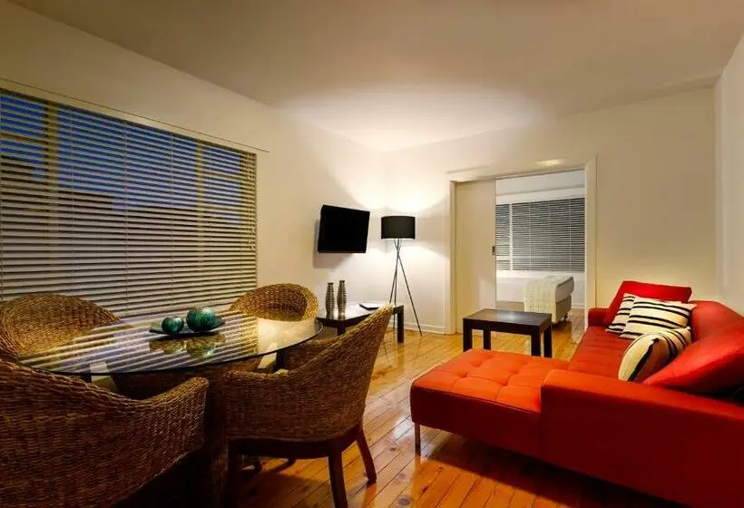 Huoneisto 3 Makuuhuonetta, Crest On Barkly Serviced Apartments