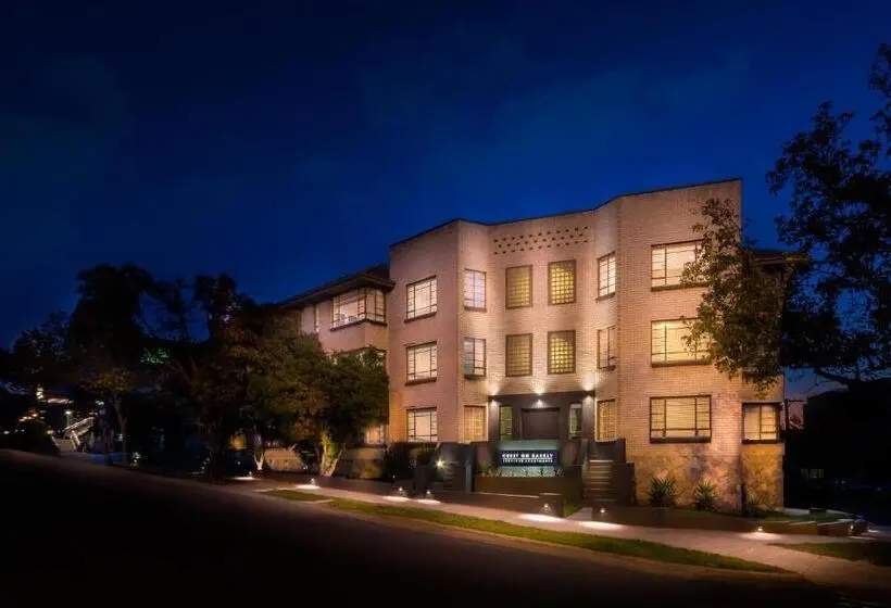 Huoneisto 2 Makuuhuonetta, Crest On Barkly Serviced Apartments