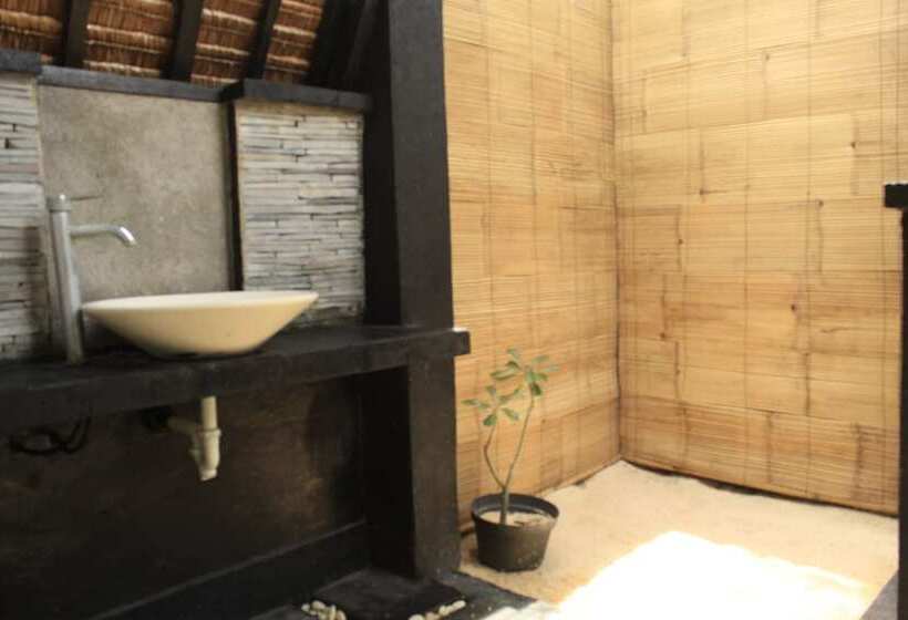 デラックスバンガロー, Kaluku Gili Resort