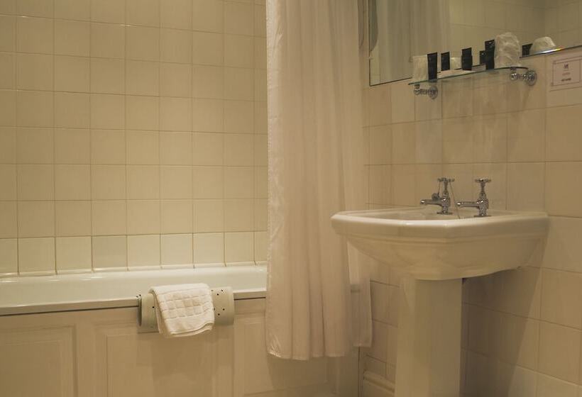 Quarto Estandar Vista Lago, Merewood Country House