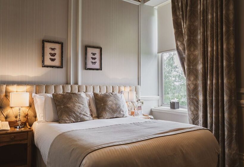 Superior room with lake view, Merewood Country House