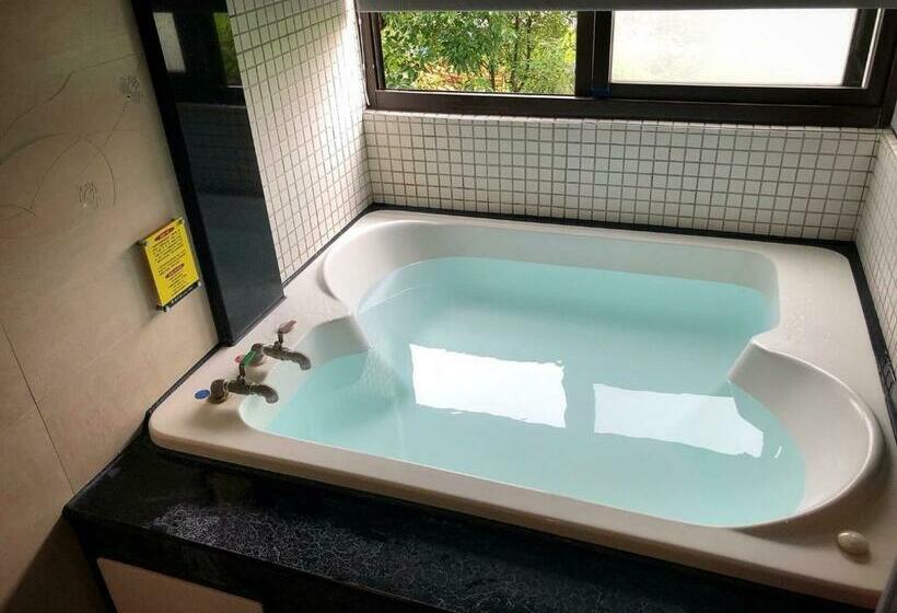 Standaardkamer met Kingsize Bed, Most Natural Hotspring