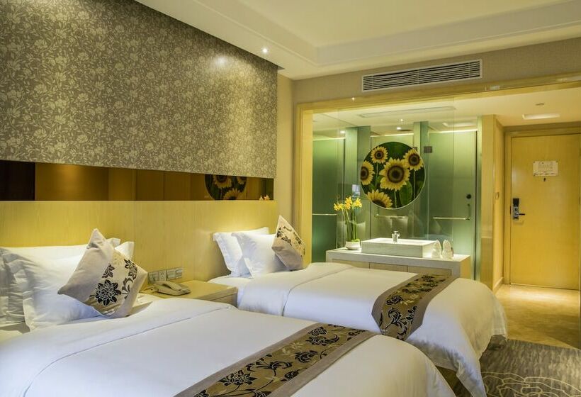 Quarto Classe Business, Paco Business  Luogang Branch