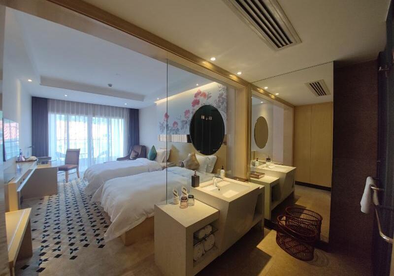 Quarto Deluxe, Paco Business  Luogang Branch