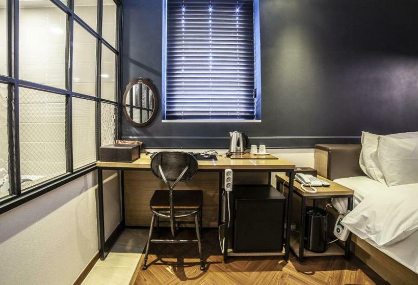 豪华房间, Stay 53