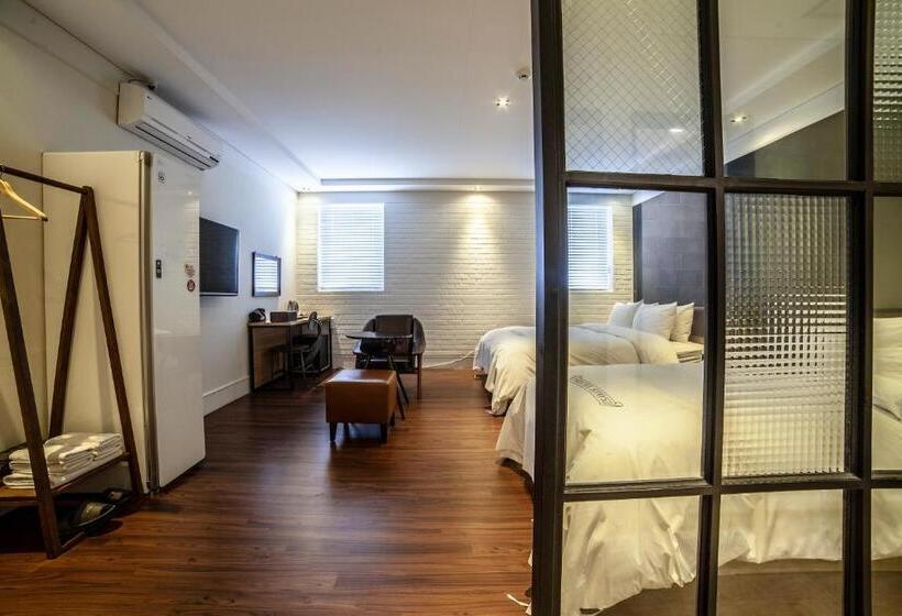 豪华房间, Stay 53