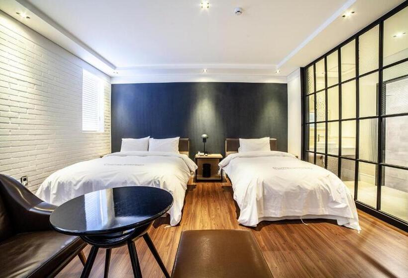 豪华房间, Stay 53