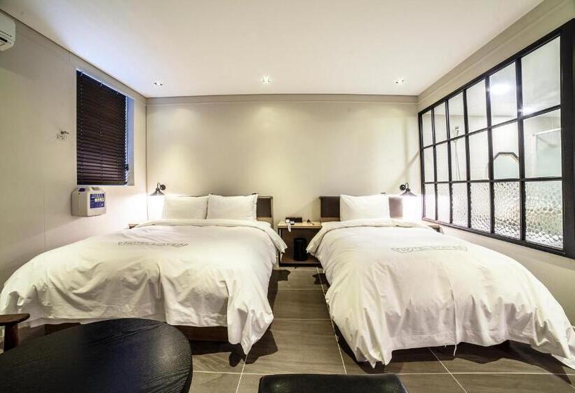 豪华房间, Stay 53