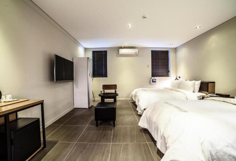 豪华房间, Stay 53