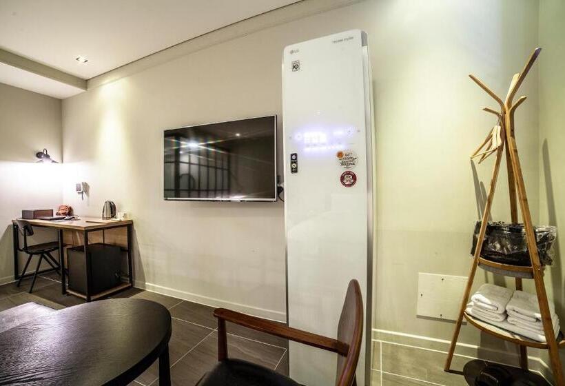 豪华房间, Stay 53