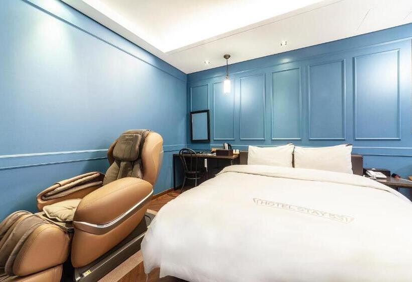 高级大房间, Stay 53