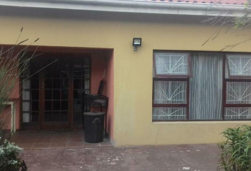 ファミリールーム, Imka Trinity Retreat