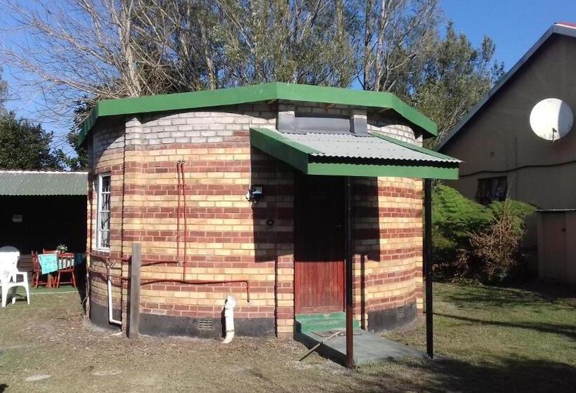 スタンダードルーム, Imka Trinity Retreat