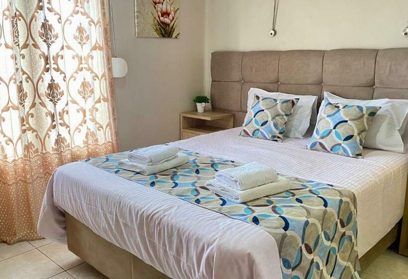 اتاق استاندارد, Pelineon Rooms