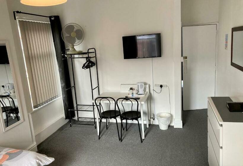 חדר סטנדרט, The Hotel Blackpool
